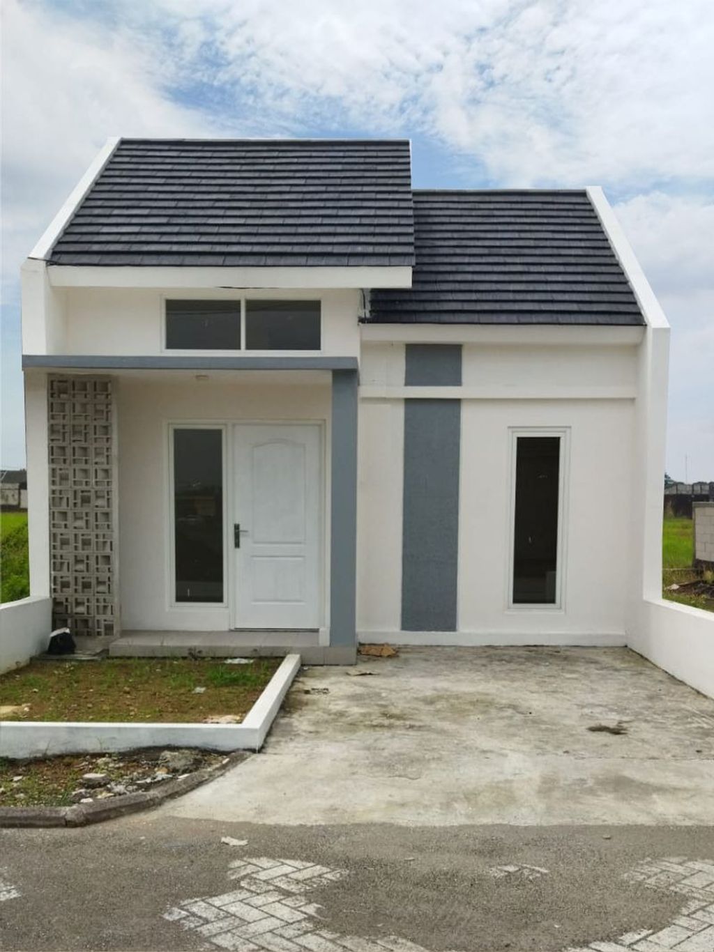 foto tampak rumah tipe G-Kecil perumahan HASBANNA LAND SUKODONO PRIME