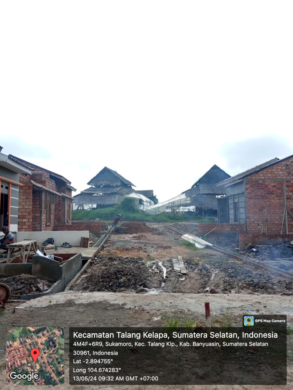 foto gerbang perumahan PERUMAHAN AL GHANAMAS 1