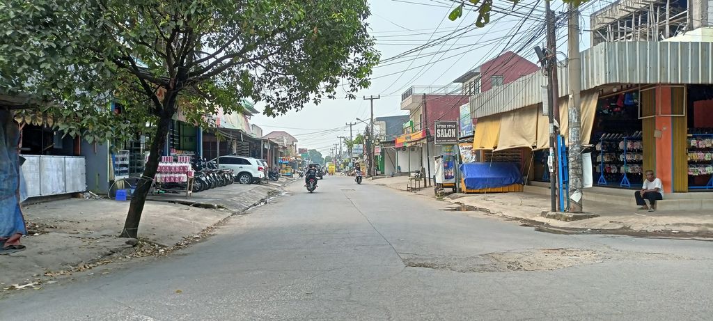 foto posisi tengah perumahan GRAND KAHURIPAN