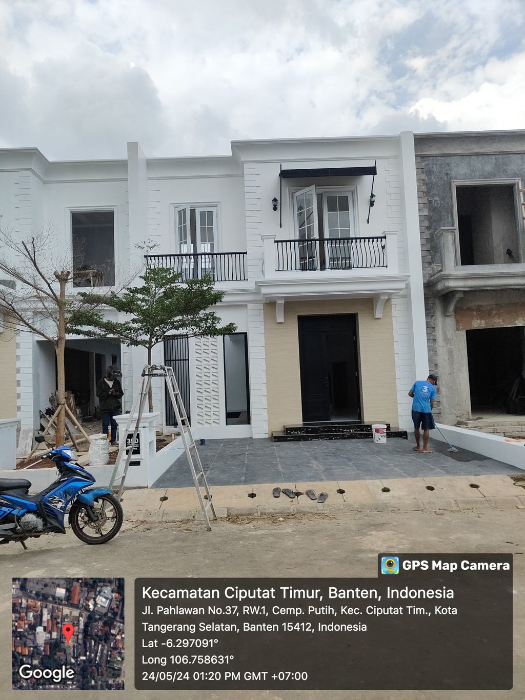 foto contoh rumah perumahan THE LEAVES REMPOA