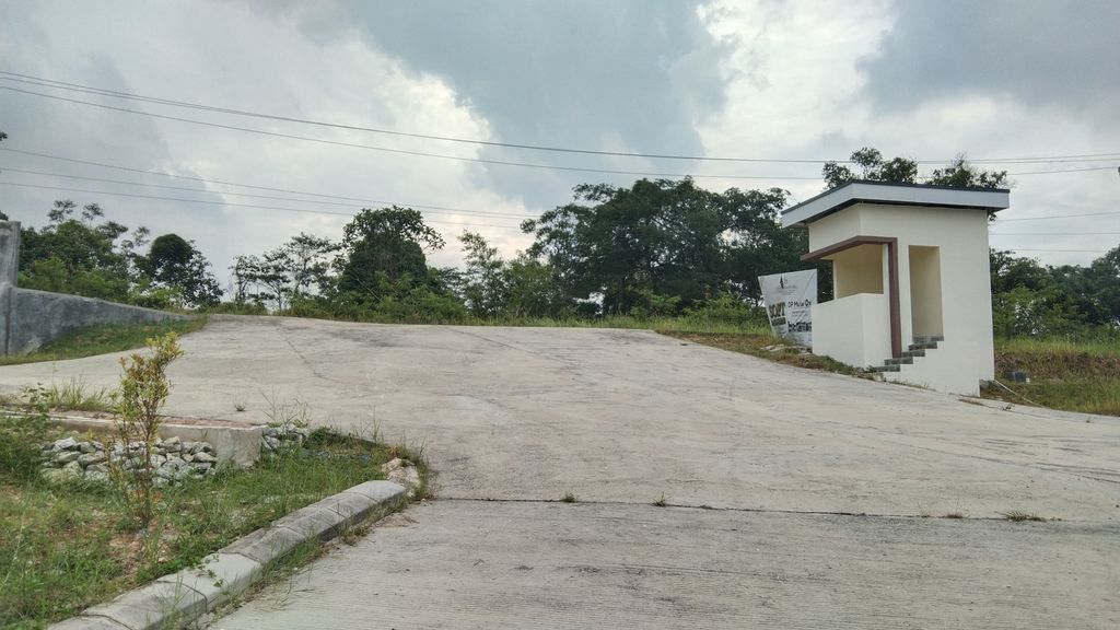 foto posisi tengah perumahan TENAYAN GRAND HILL