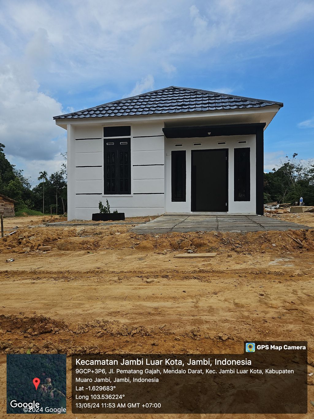 foto posisi tengah perumahan SR Villa & Resort