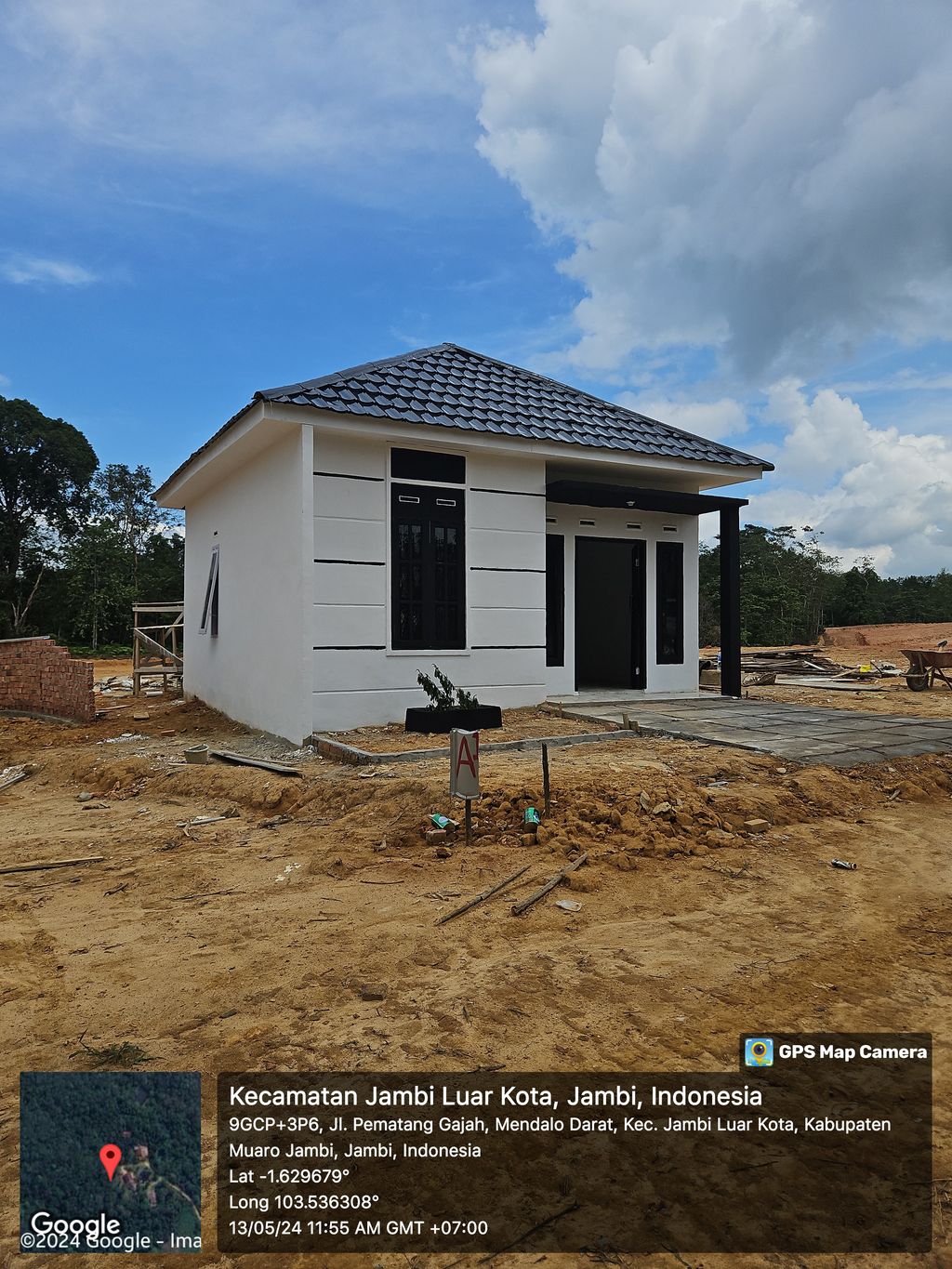 foto contoh rumah perumahan SR Villa & Resort