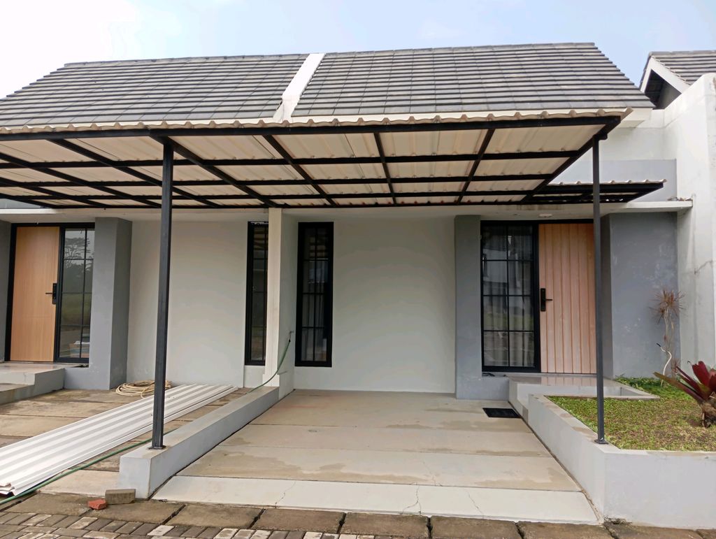 foto contoh rumah perumahan ROYAL SINDANGHEULA