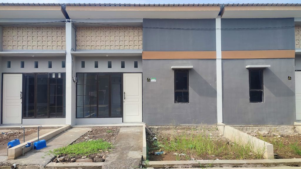 foto tampak rumah tipe TAHAP 3 perumahan GRAHA PANDAWA TAHAP 2