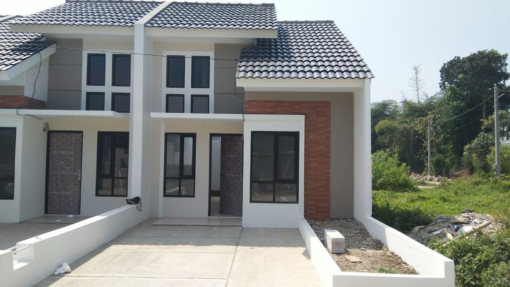 foto tampak rumah tipe 30 High Ceiling (451) perumahan G-Land Ciwastra Park 2
