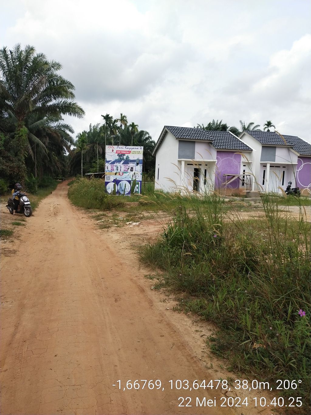 foto gerbang perumahan PURI KAYYANA 4