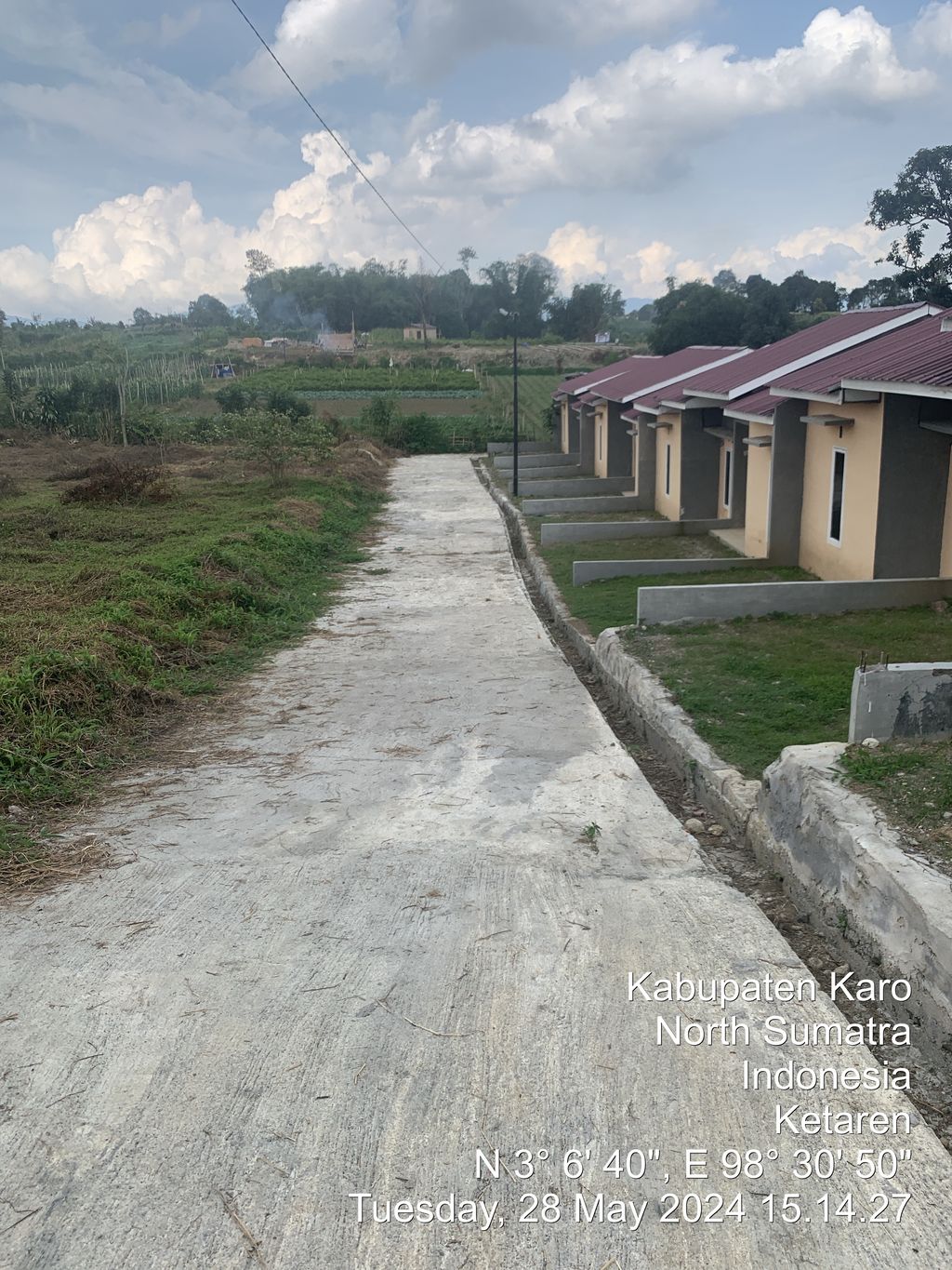 foto gerbang perumahan CLUSTER NAMORAYA