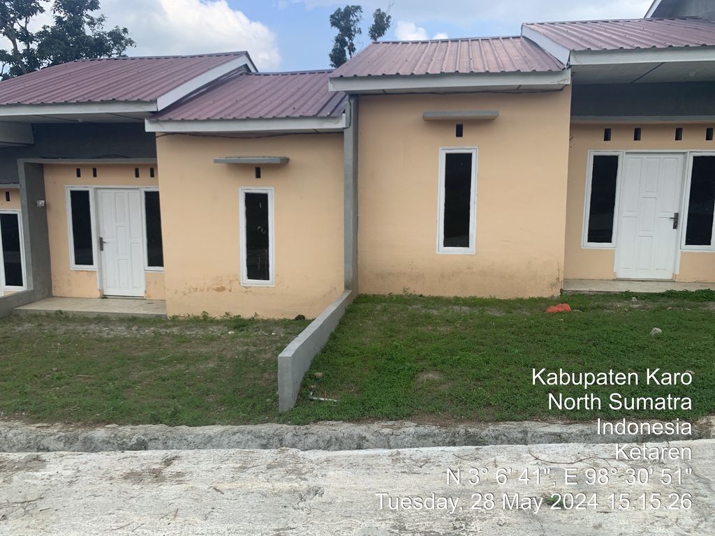 foto posisi tengah perumahan CLUSTER NAMORAYA