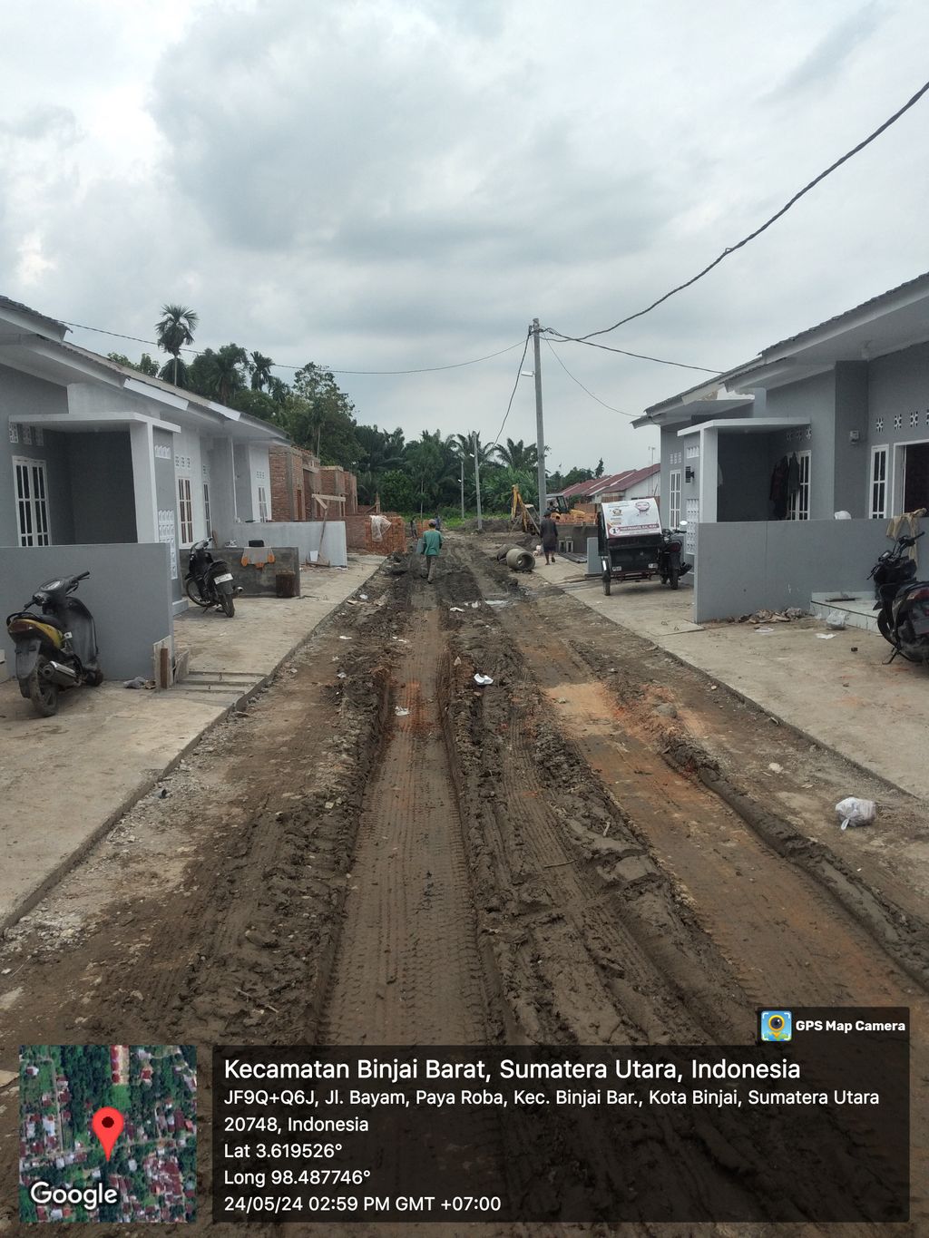 foto posisi tengah perumahan BAYAM RESIDENCE