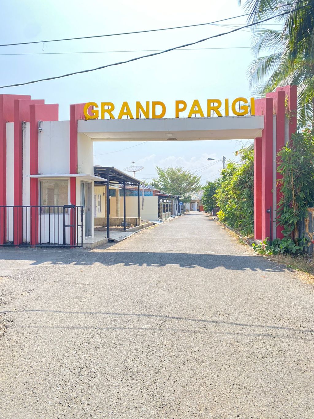 foto gerbang perumahan GRAND PARIGI TAHAP4