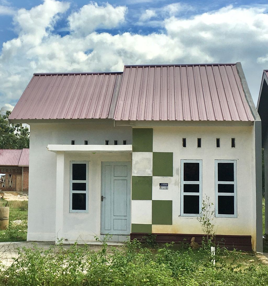 foto contoh rumah perumahan Griya Mutiara Rahandouna