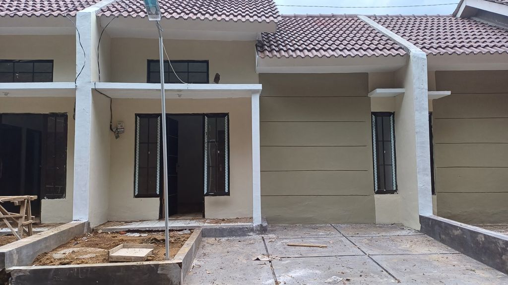 foto tampak rumah tipe 30 perumahan GRAND KENCANA MALANG 3
