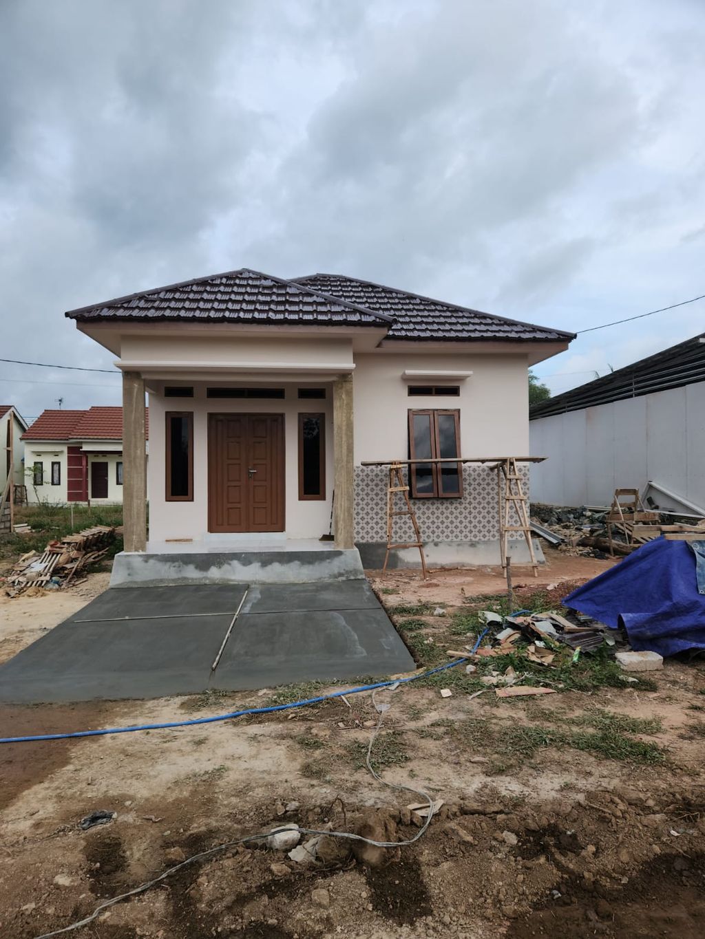 foto contoh rumah perumahan ANUGERAH UTAMA