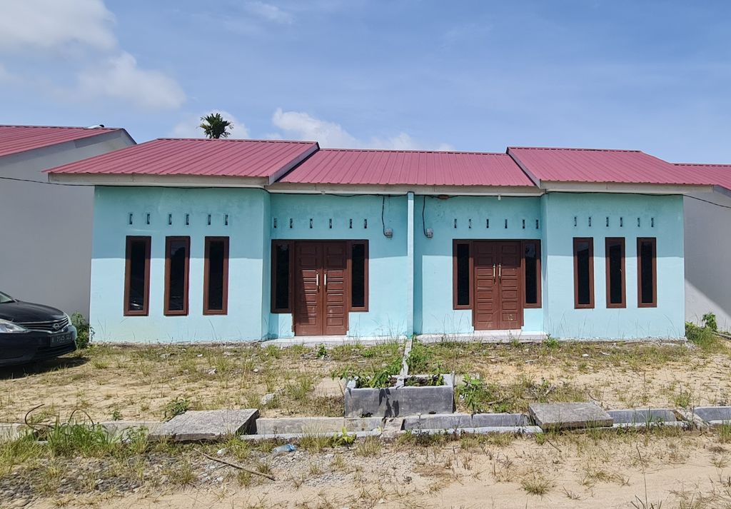 foto tampak rumah tipe Subsidi 36m2 perumahan Graha Raya Lestari