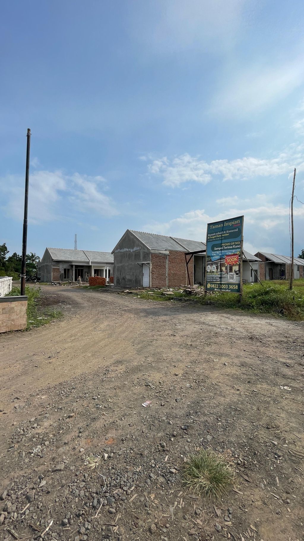 foto posisi tengah perumahan TAMAN IMPIAN CLUSTER