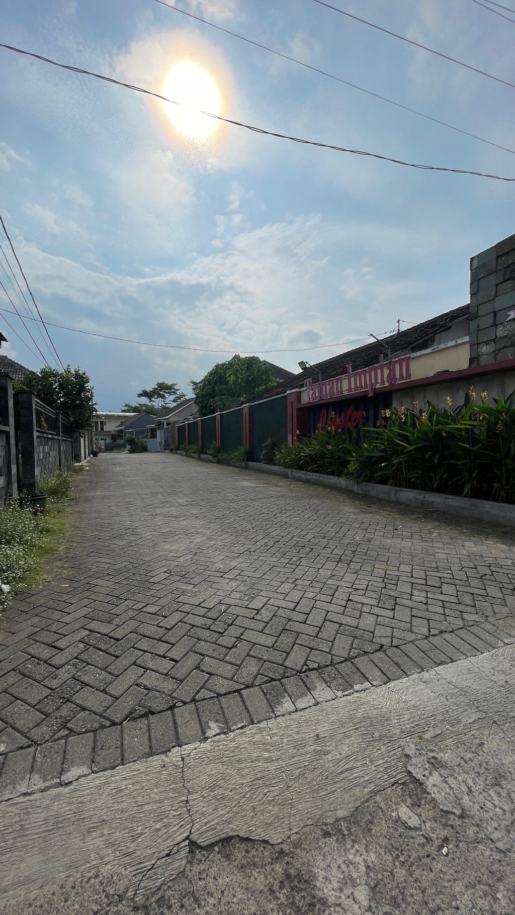 foto gerbang perumahan TAMAN IMPIAN CLUSTER