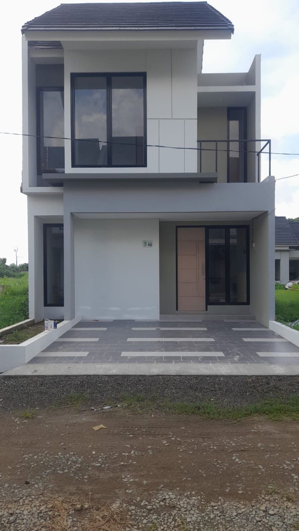 foto tampak rumah tipe Viola perumahan De garden