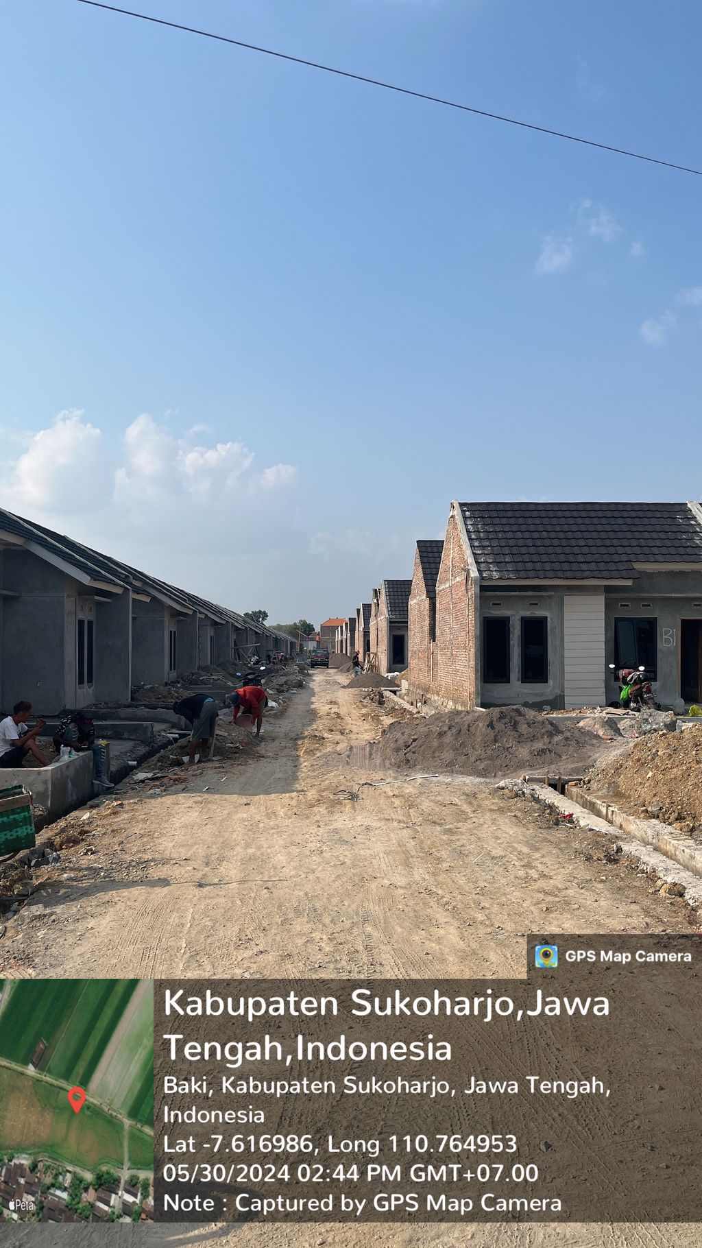 foto gerbang perumahan CAKRAWALA UTAMA RESIDENCE 7