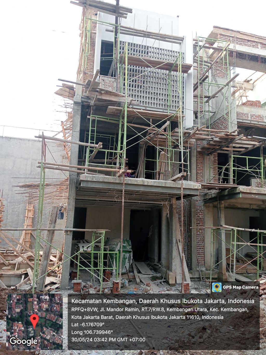 foto contoh rumah perumahan SOLITE