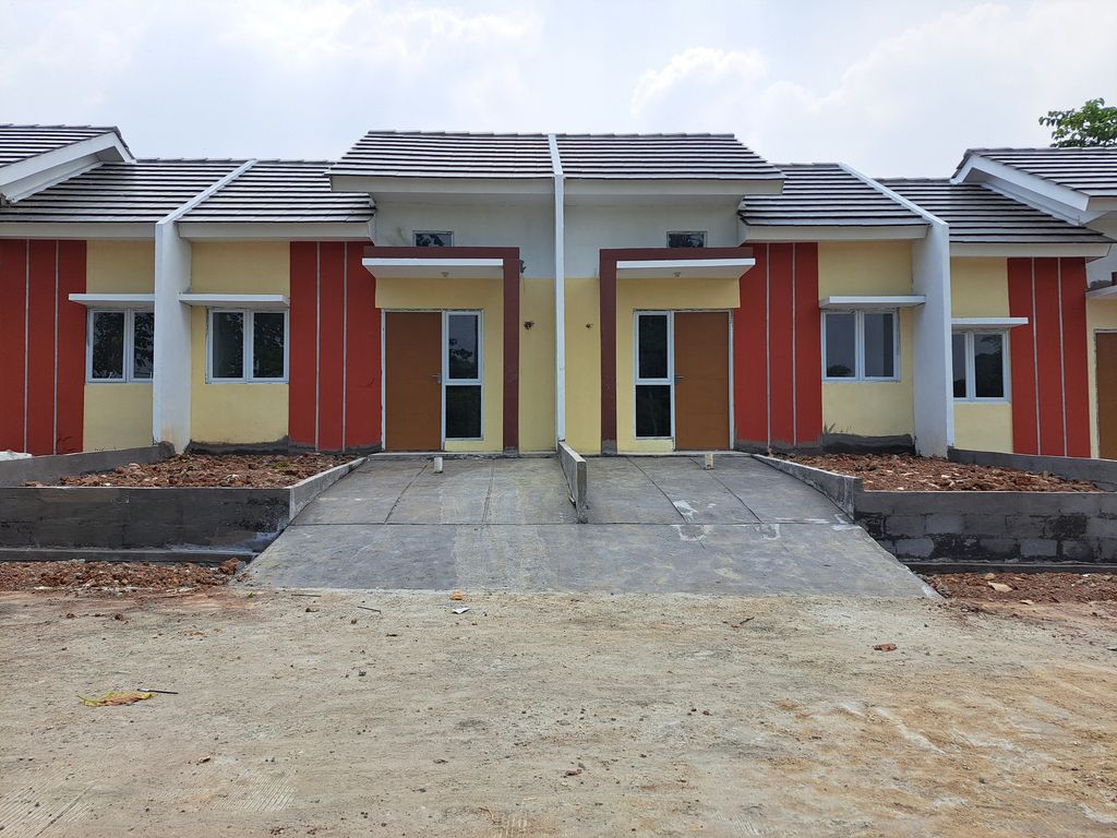 foto contoh rumah perumahan MEGA Regency M15