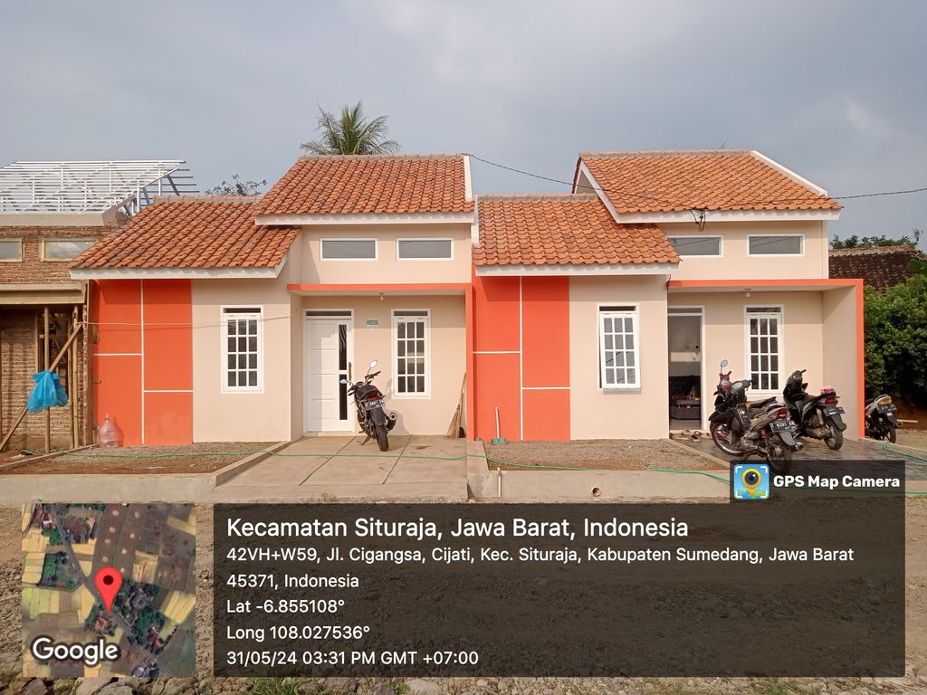 foto contoh rumah perumahan QUEENSLAND RESIDENCE SITURAJA