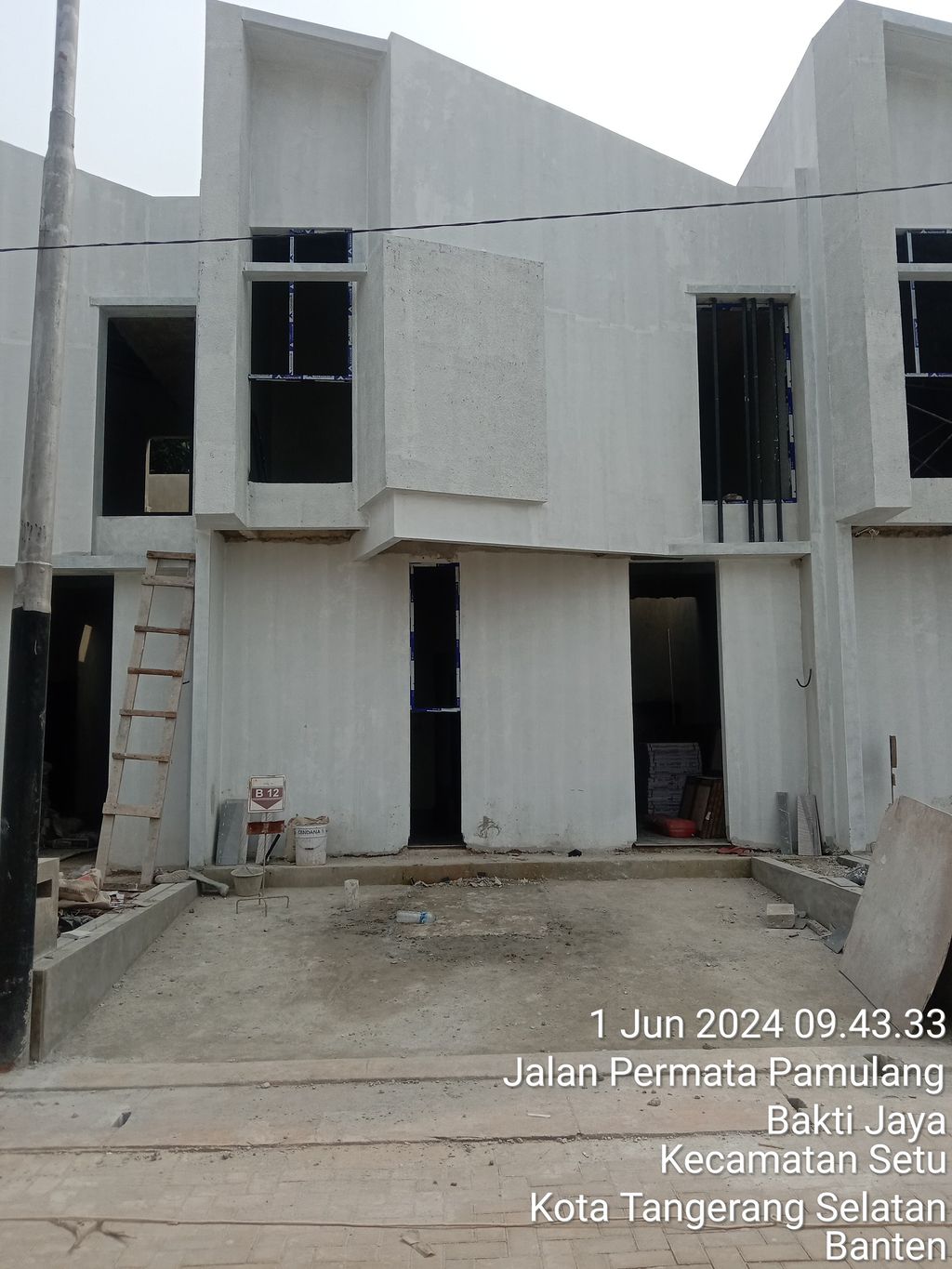 foto tampak rumah tipe 49/65 perumahan KALIMAYA PARK