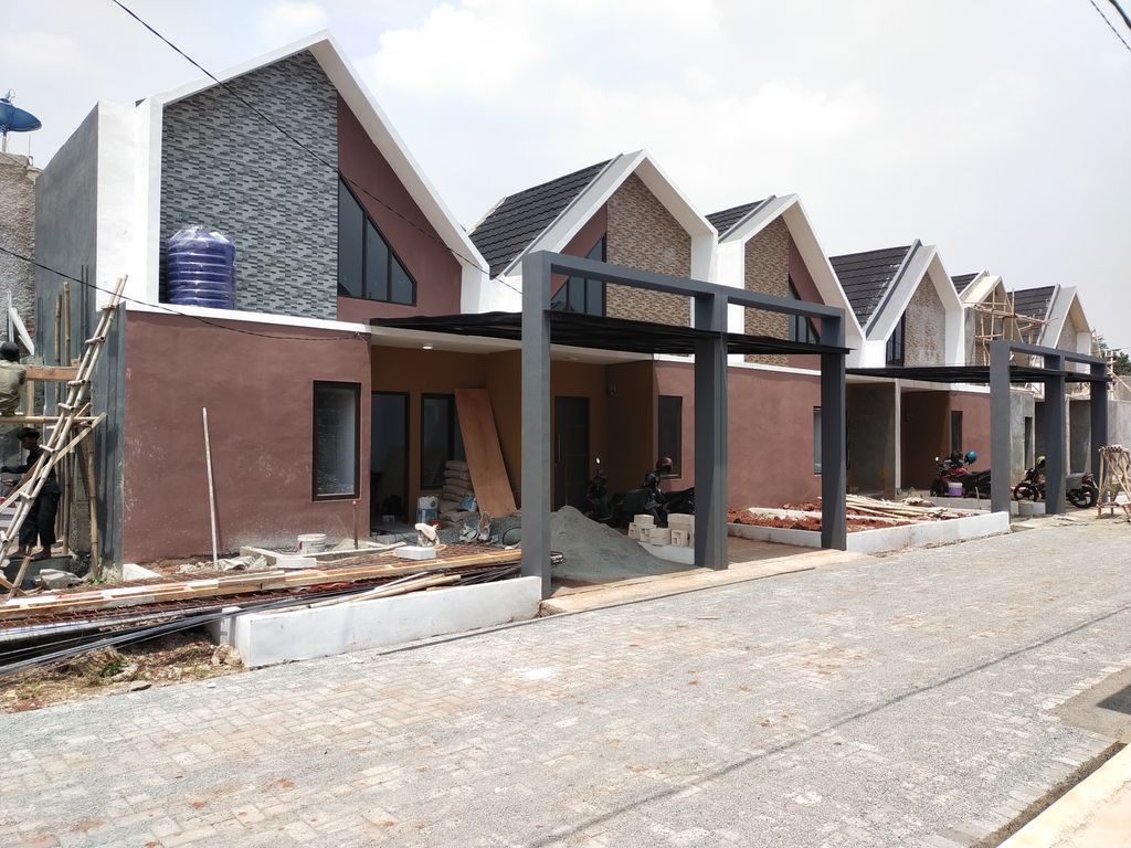 foto tampak rumah tipe 36/60 perumahan Bumi Purwa Raya Dangdeur Tahap II