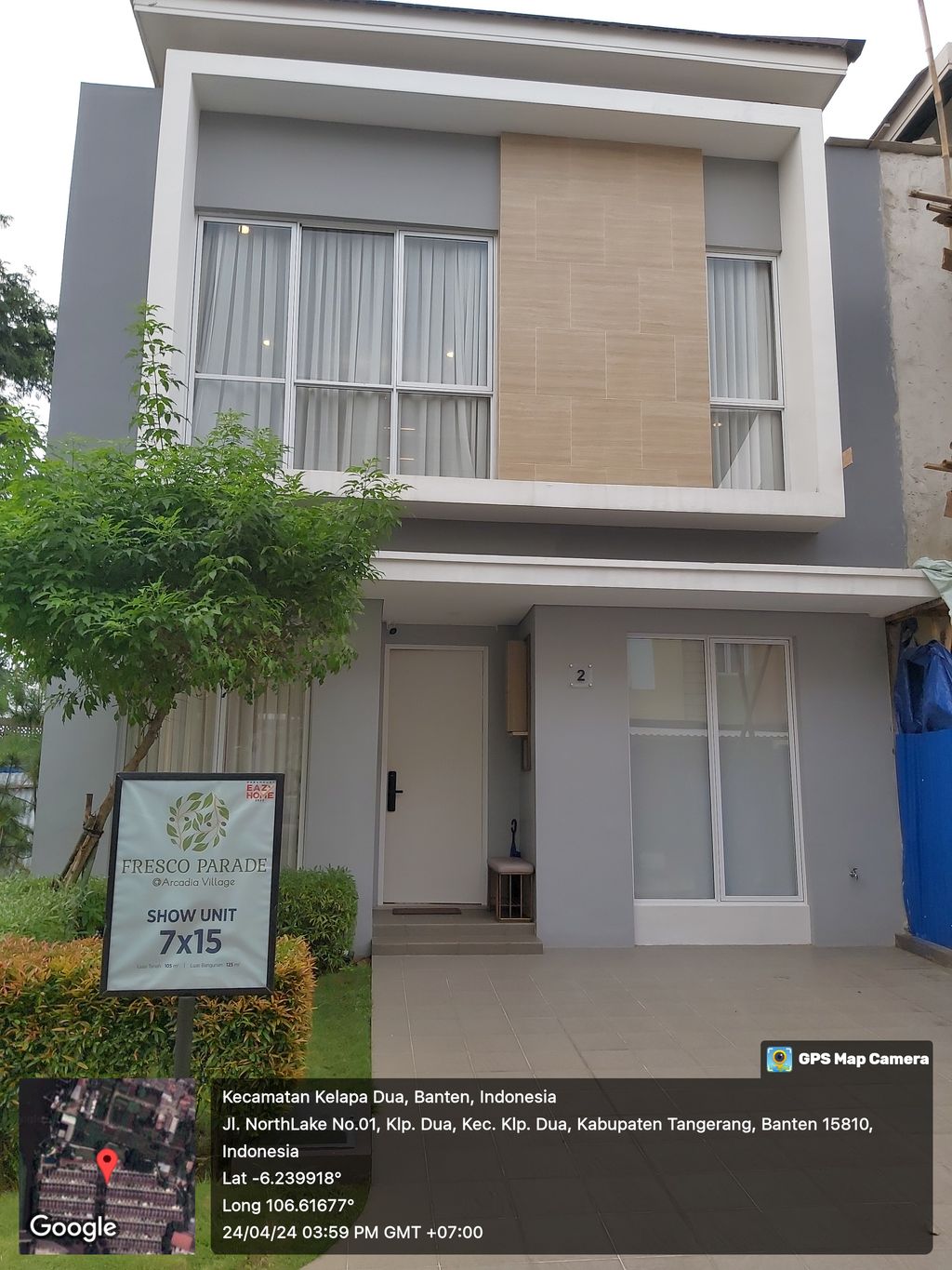 foto tampak rumah tipe ALTURA/02 perumahan LA BELLA@ARCADIA VILLAGE