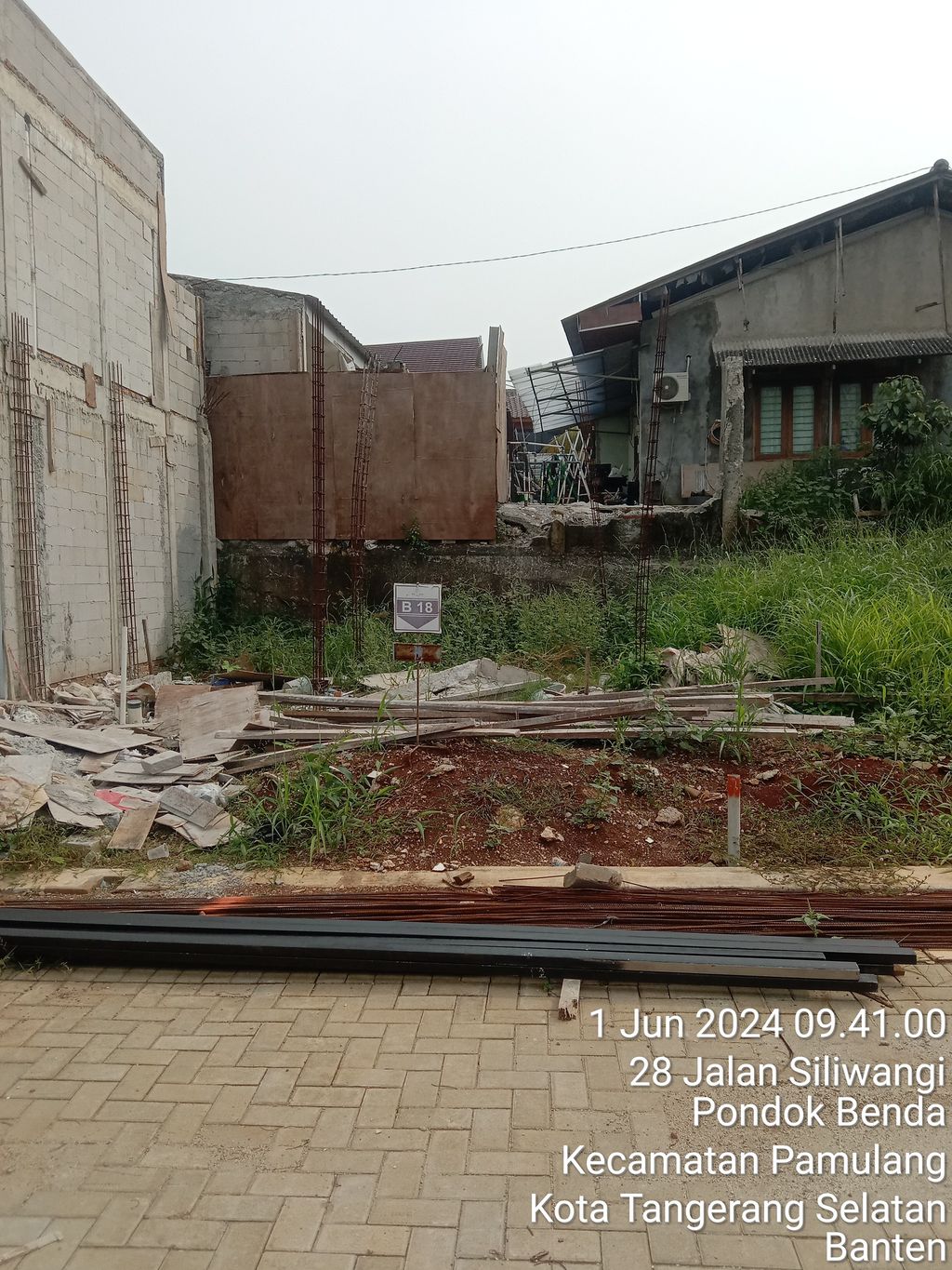 foto tampak rumah tipe 36/61 perumahan KALIMAYA PARK