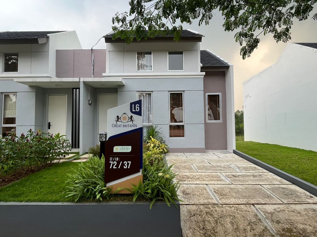 foto tampak rumah tipe L6 (411) perumahan MODERNLAND CILEJIT-GREAT BRITANIA