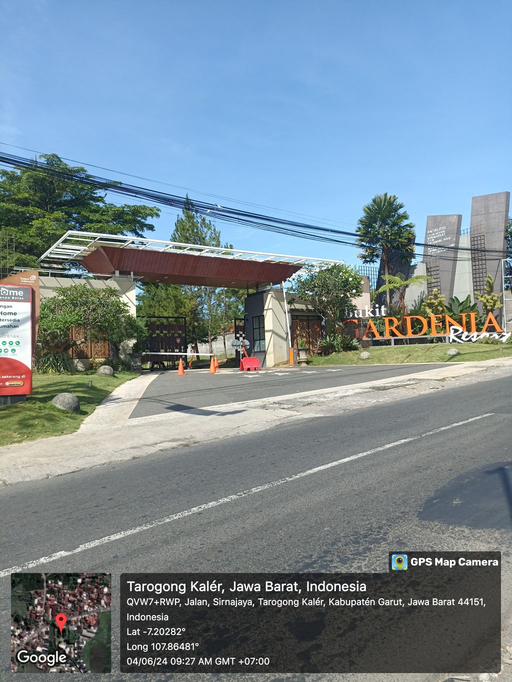 foto gerbang perumahan BUKIT GARDENIA RESORT