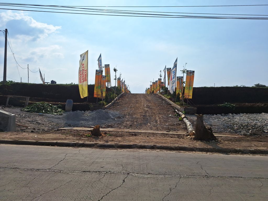 foto gerbang perumahan BUKIT PERMATA INDAH