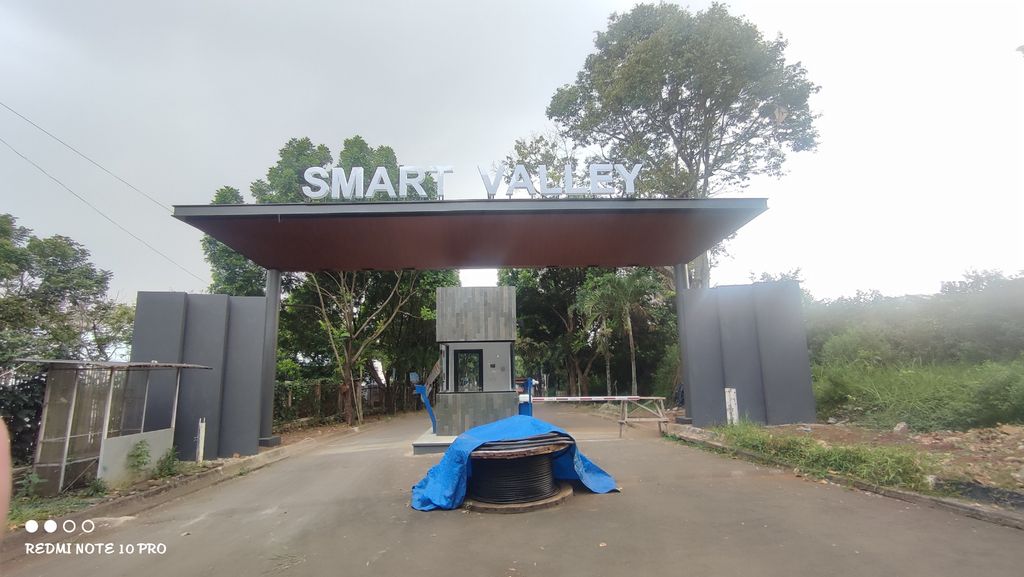 foto gerbang perumahan Smart Valley Modern Residence