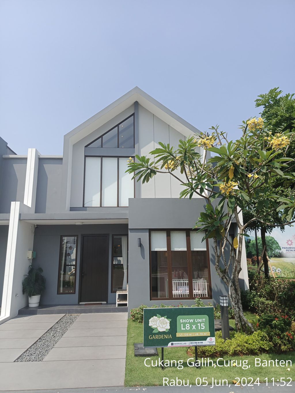 foto tampak rumah tipe GARDENIA 2/10 perumahan PARAMOUNT PETALS TAHAP 1