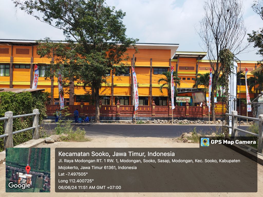 foto gerbang perumahan Permata Residence Hutama
