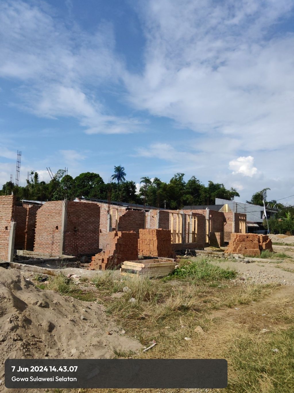 foto posisi tengah perumahan Arizka Taeng Residence