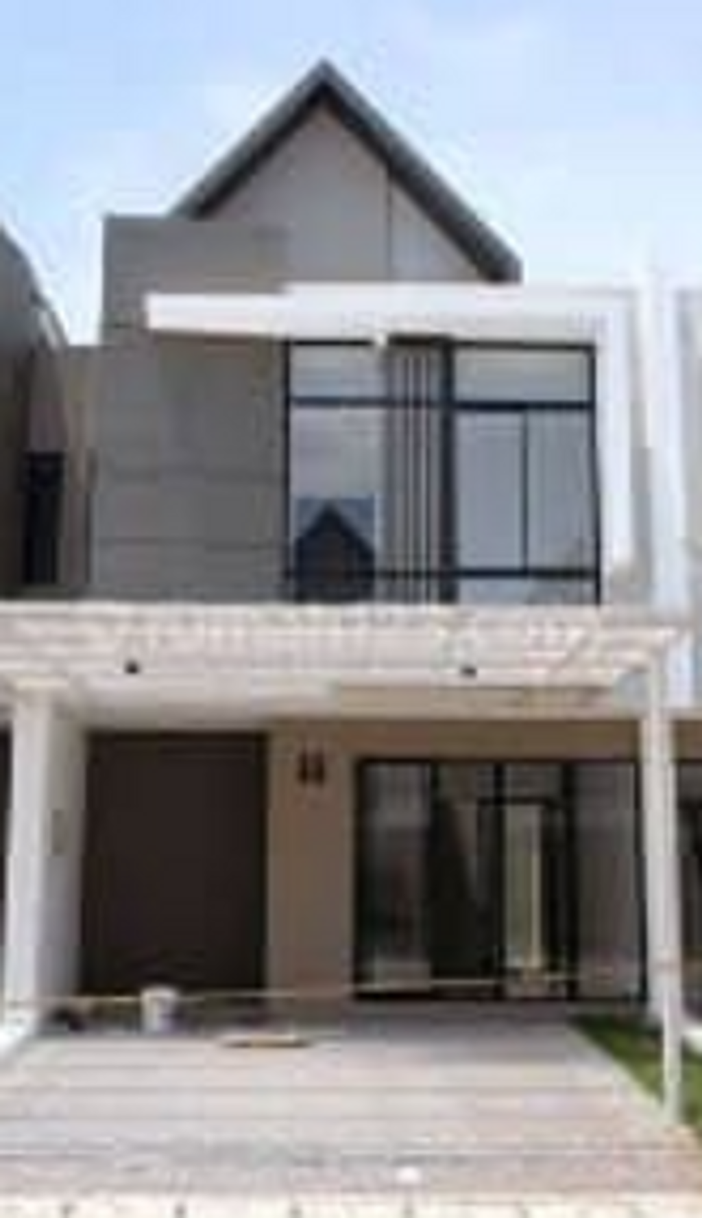 foto tampak rumah tipe RUBY HOEK perumahan DISTRIK 17 & 19 ( CLUSTER DENVER)