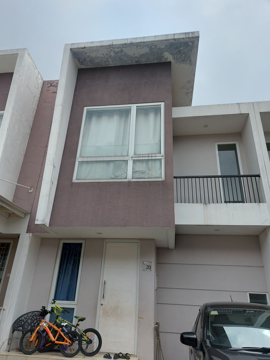 foto contoh rumah perumahan GRAHA RAYA BERYL