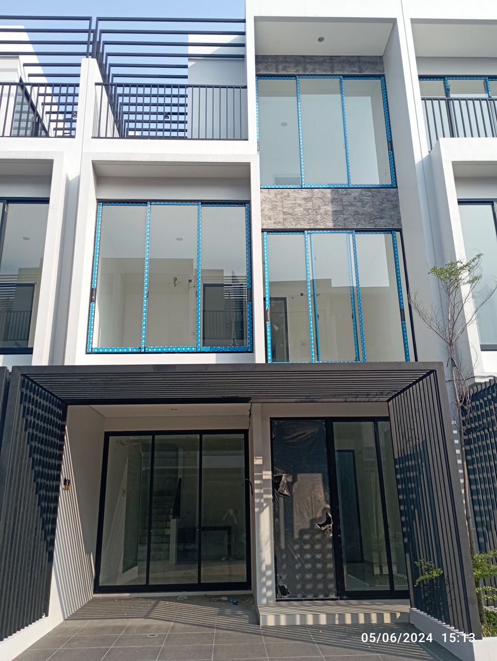 foto tampak rumah tipe YE 009 perumahan ANWA RESIDENCE PURI