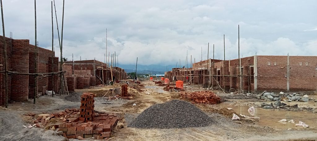 foto posisi tengah perumahan AL-IKHLAS TOWNHOUSE MAJENE