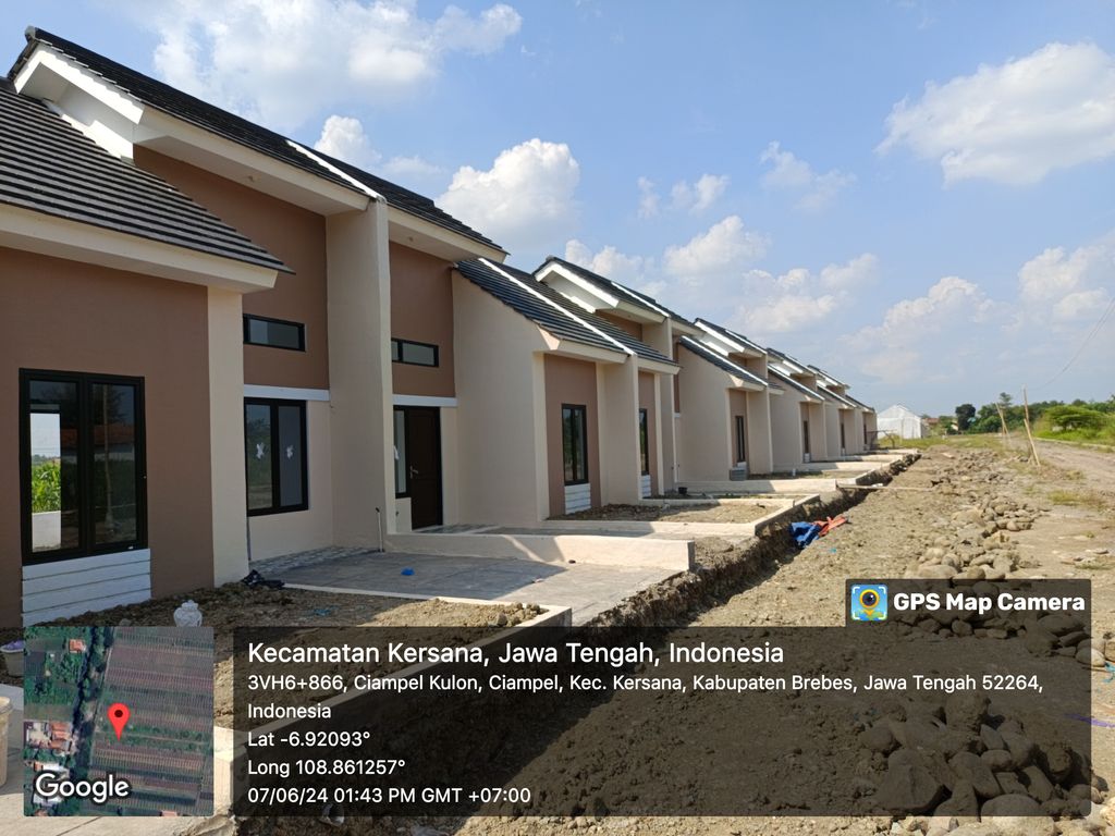 foto posisi tengah perumahan Griya Kersana