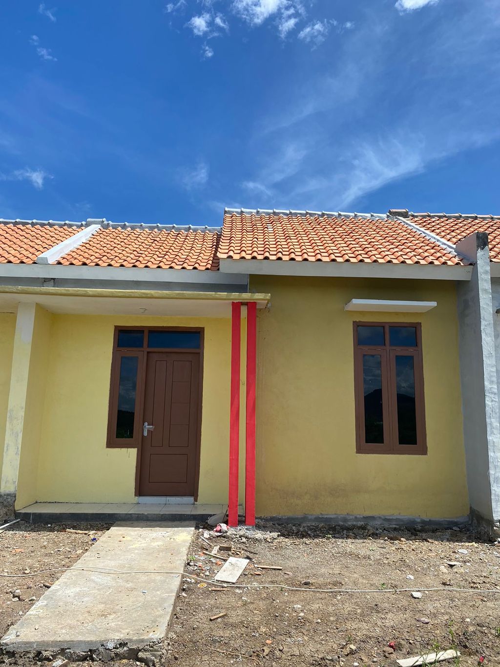 foto tampak rumah tipe TULIP perumahan GARSADA Residence
