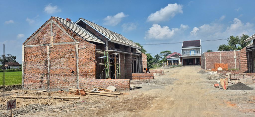 foto gerbang perumahan GRIYA PERMATA MULIA 3