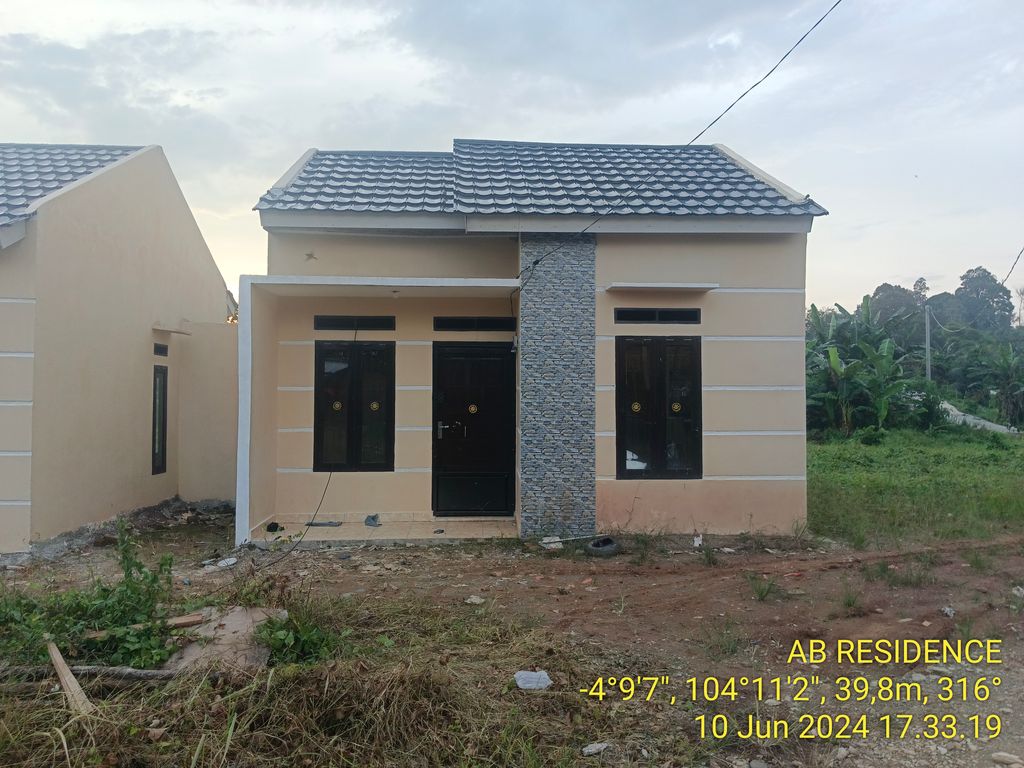 foto contoh rumah perumahan AB RESIDENCE