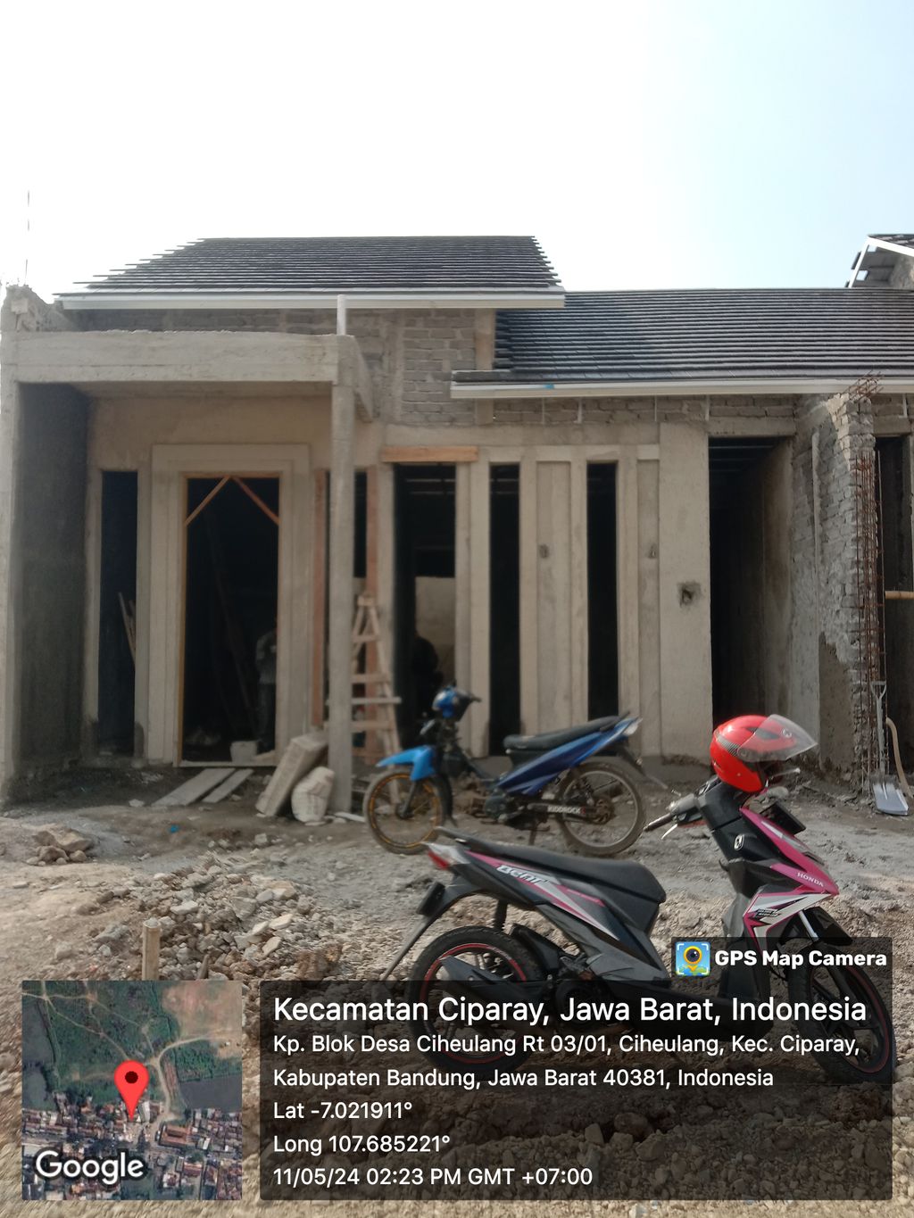 foto tampak rumah tipe 60/105 perumahan CIHEULANG REGENCY
