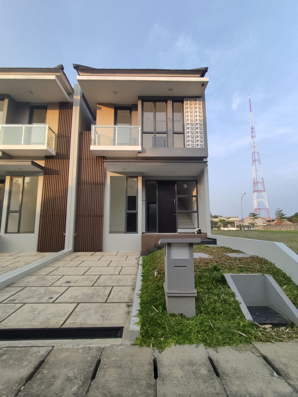 foto tampak rumah tipe BOUGENVILLE PLUS-D-9 perumahan Penta Garden