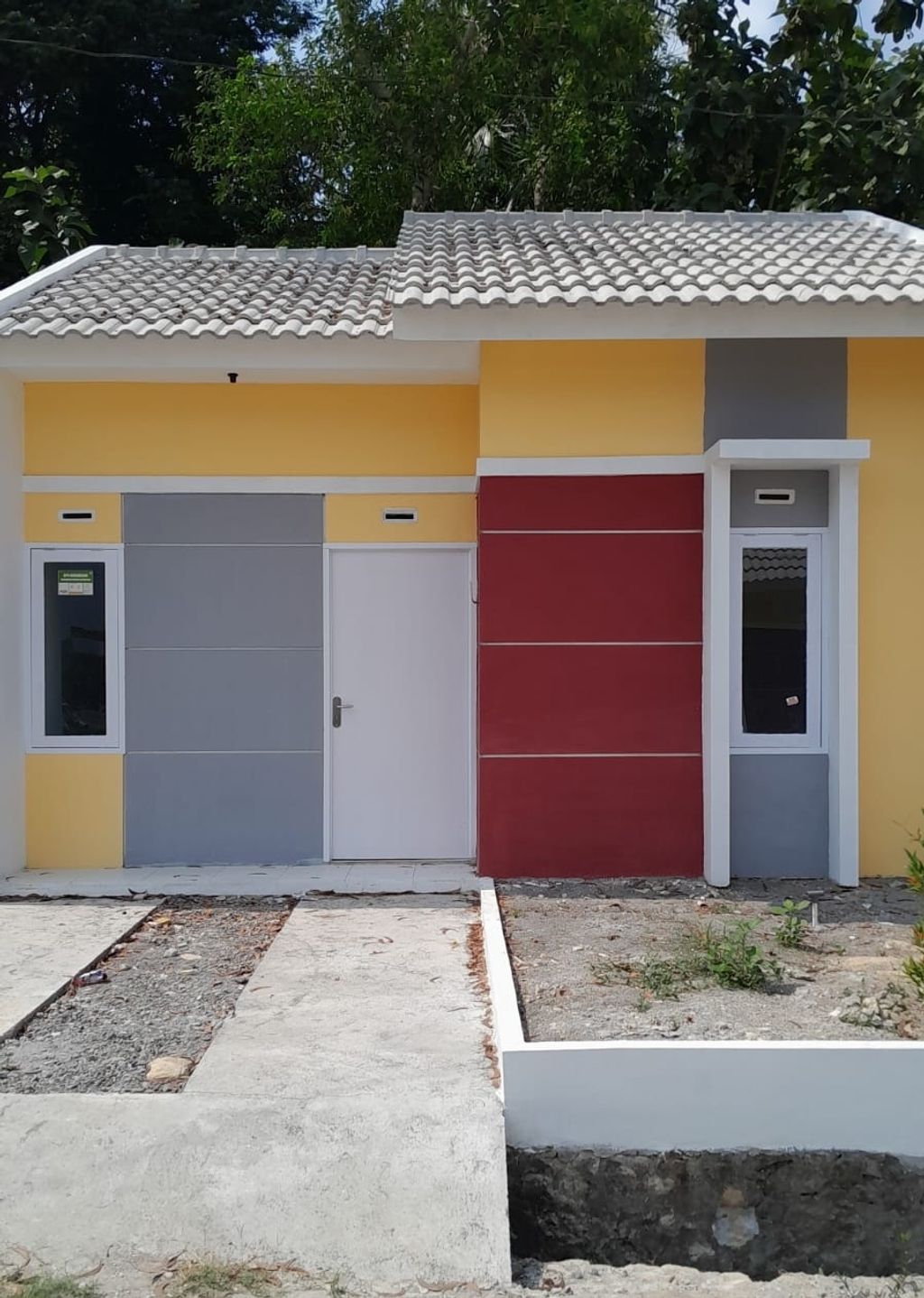 foto tampak rumah tipe 30/60 perumahan BUKIT TENTREM TRIWIDADI