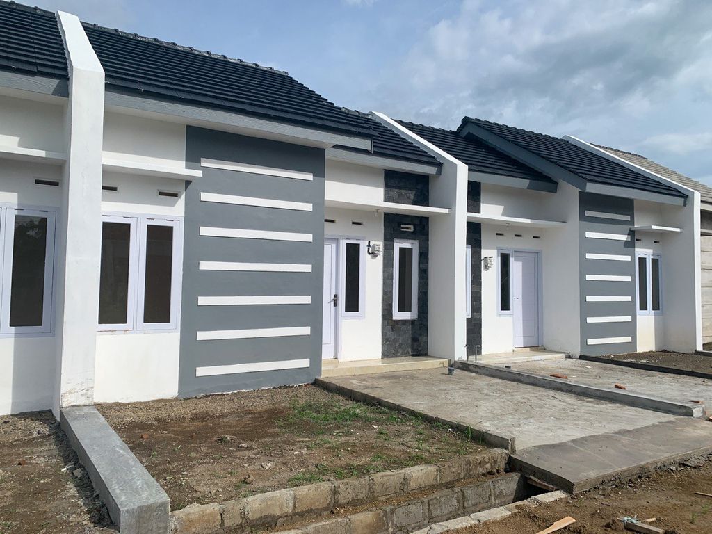 foto tampak rumah tipe Mawar perumahan PERUMAHAN BMW ELMI SRIKATON