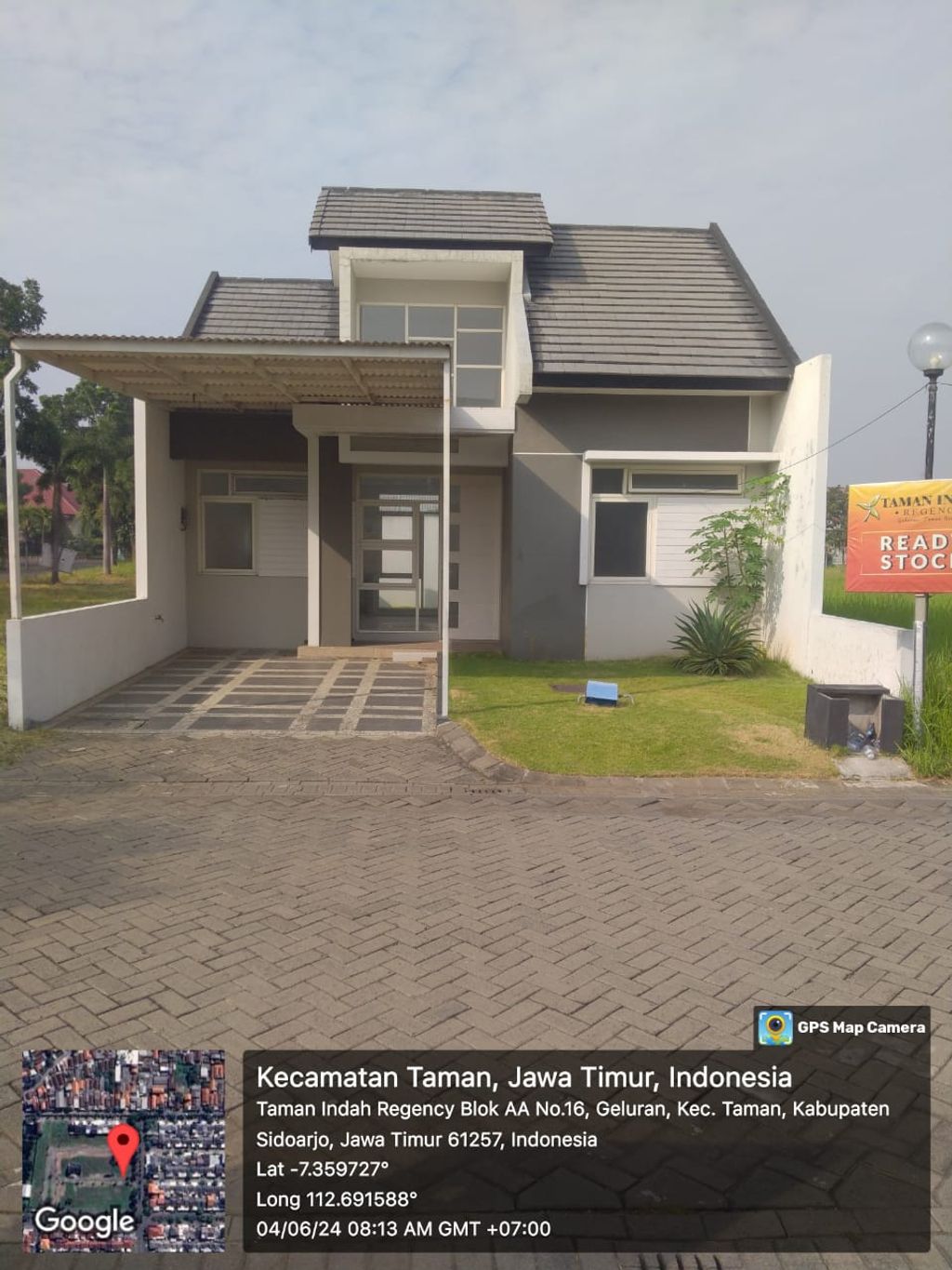 foto contoh rumah perumahan Taman Indah Regency